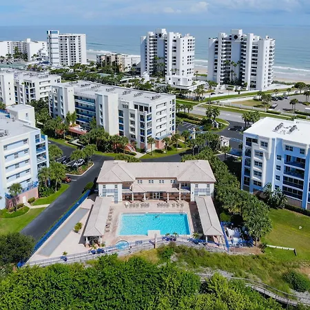 Undersea Retreat: Coastal Charm Walk To Beach Access With Amenities Galore Ow4-406